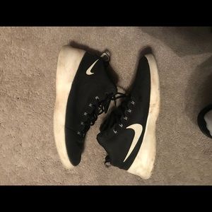 Nike hyper fr3sh shoe size 12. Air max Basketball